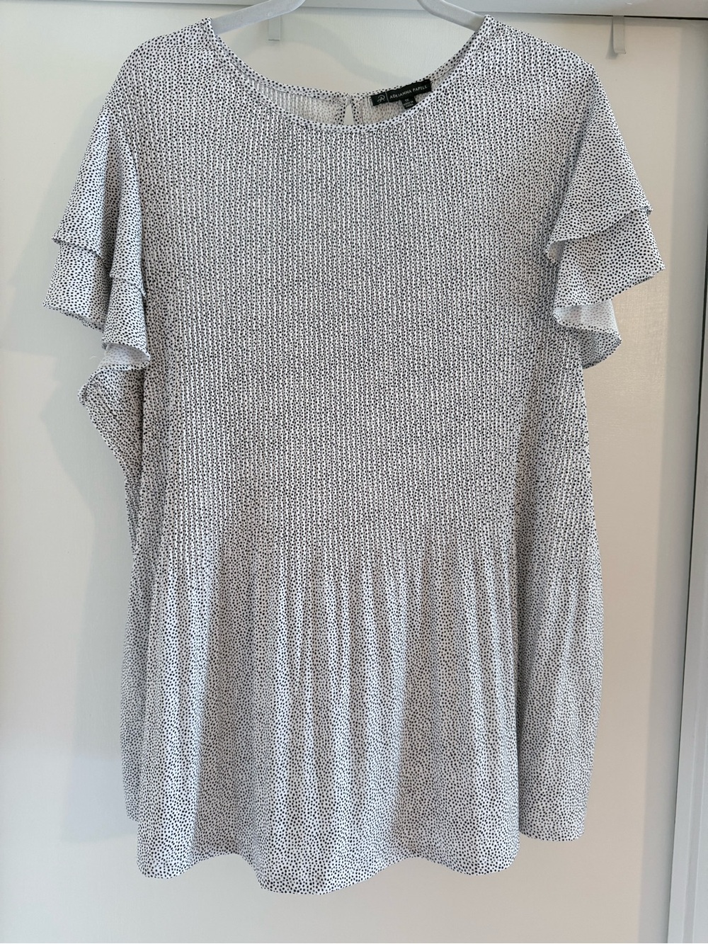 NWOT Adrianna Papell White Top with Black Microdot Print